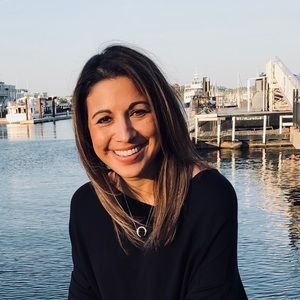 Meet your Posher, Marisa